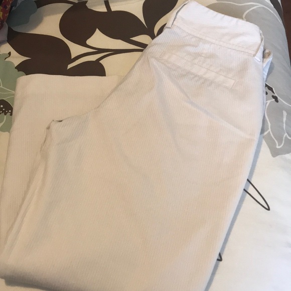White Capris - Picture 2 of 3